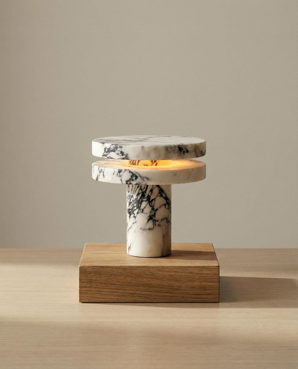 The Eclipse — Marble Disc Table Lamp